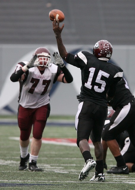 在后场频繁 在后场频繁